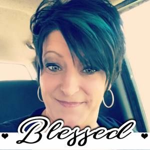 Meet your Posher, Becky